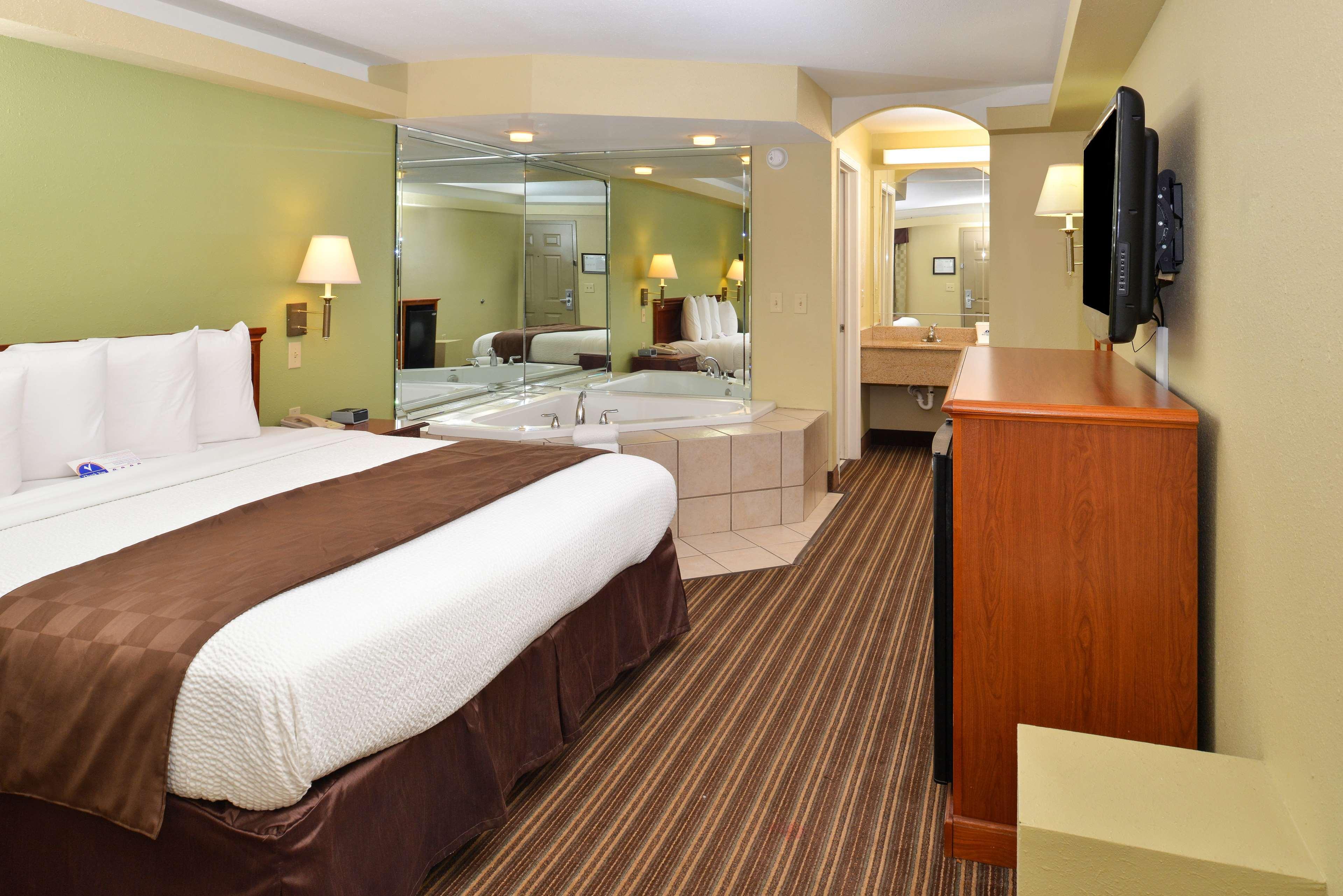 Americas Best Value Inn And Suites Little Rock Exterior foto