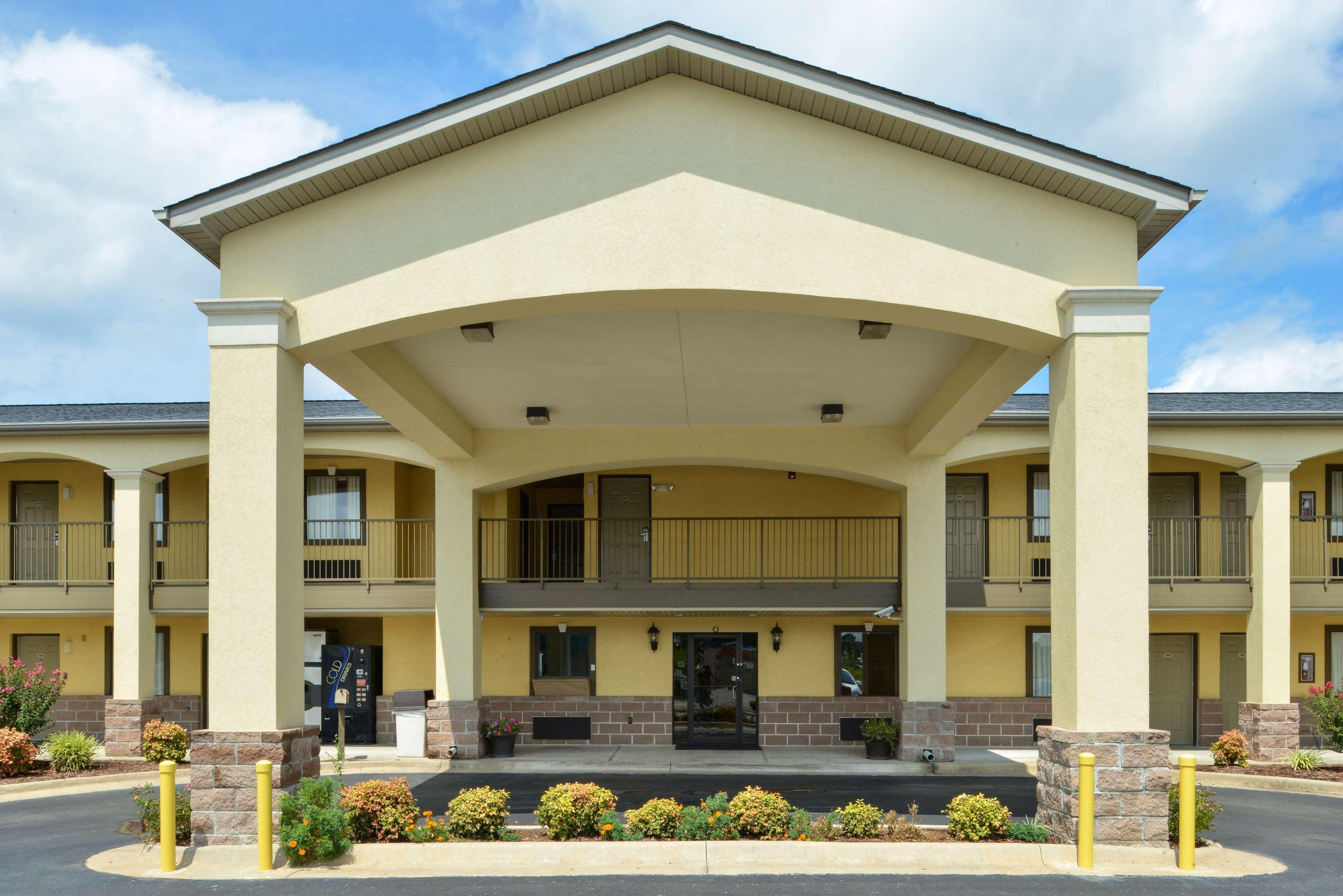 Americas Best Value Inn And Suites Little Rock Exterior foto