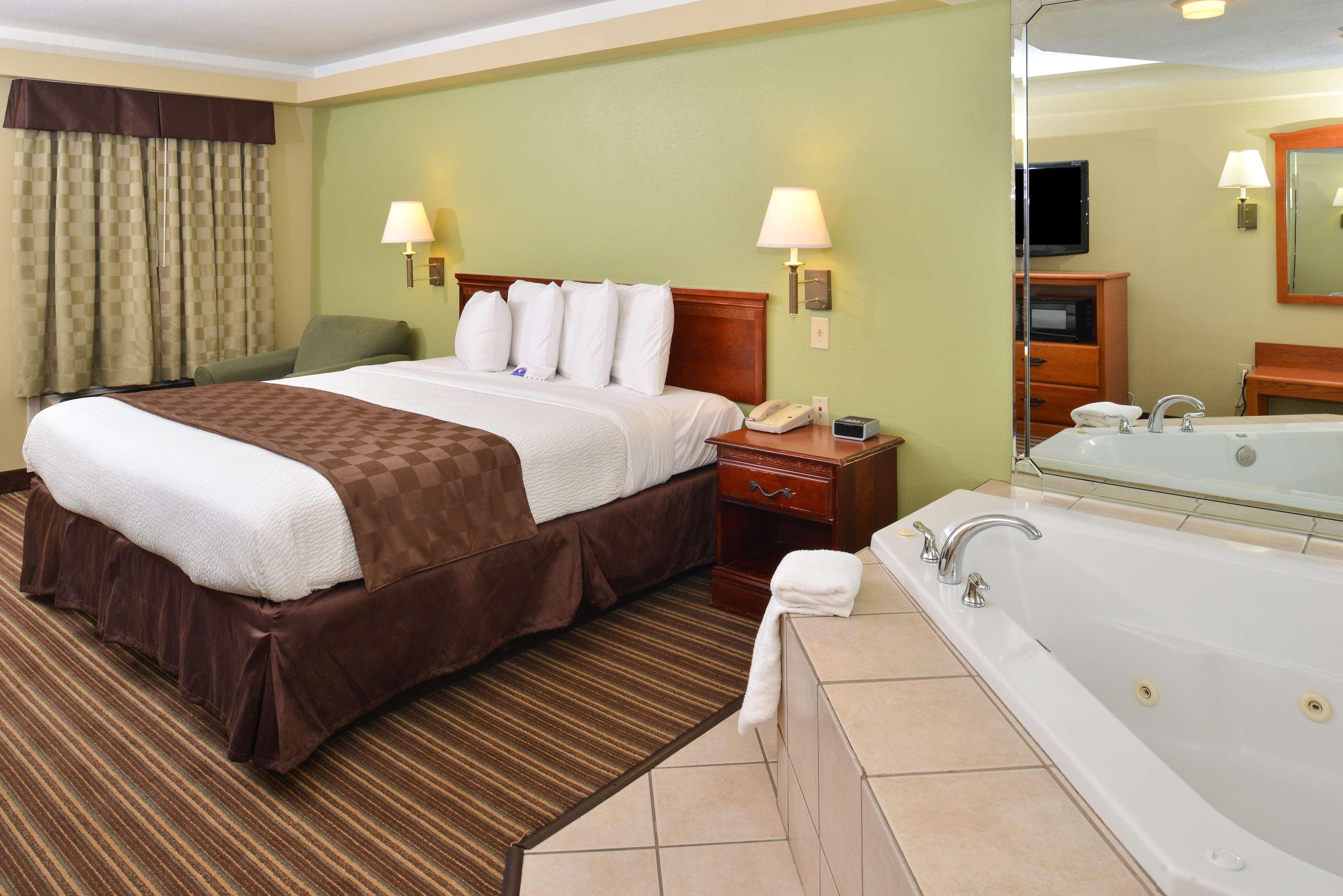 Americas Best Value Inn And Suites Little Rock Exterior foto